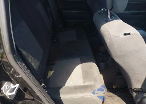 2015 Jeep Compass Sport z USA, uszkodzony, nr VIN 1C4NJCBAXFD273216